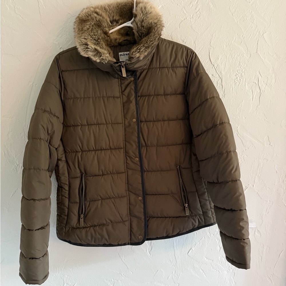 Old Navy Women's Brown Puffer Jacket with Faux Fur Collar - Picture 2 of 4